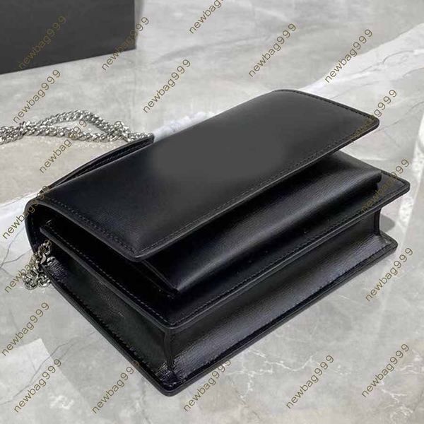 fashion saddle shoulder bags luxury layer calf leather metal chain messenger bag for women classic designers cross body
fashion saddle shoulder bags luxury layer calf leather metal chain messenger bag for women classic designers cross body