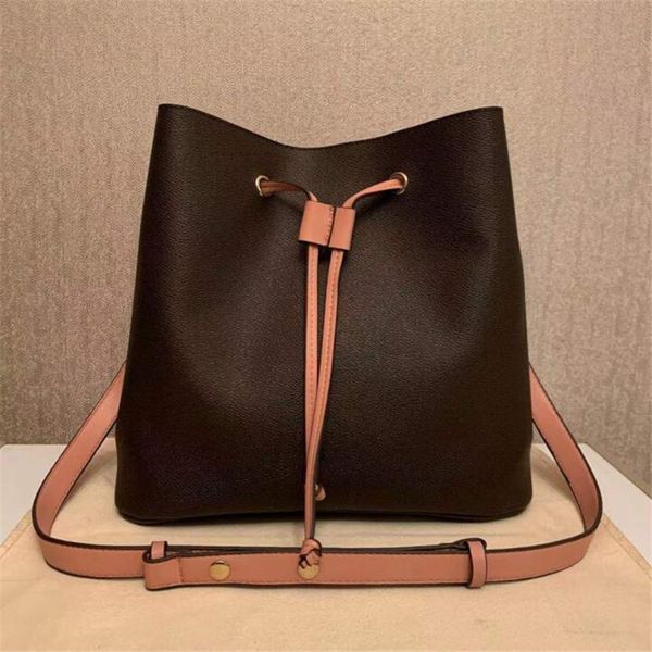 hh famous brand designer shoulder bag pu leather fashion chain bag cross body flower color female womens handbag shoulder bag
hh famous brand designer shoulder bag pu leather fashion chain bag cross body flower color female womens handbag shoulder bag