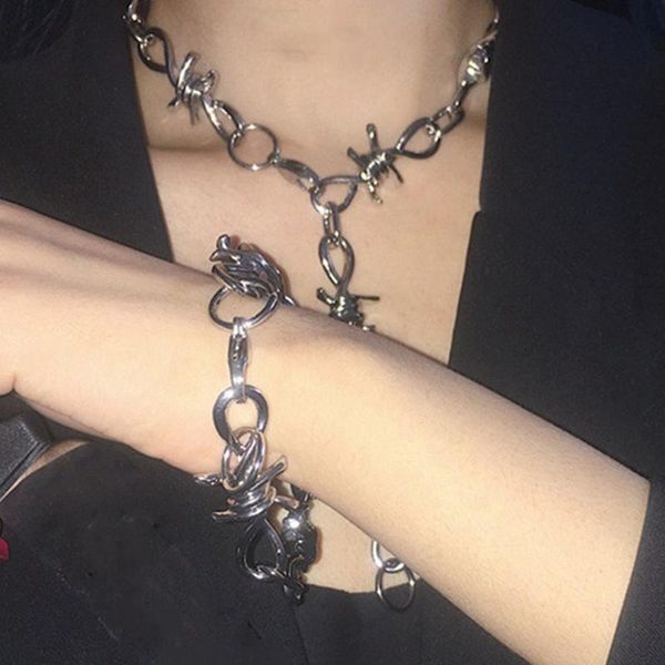 chokers punk hip hop thorns cool choker necklace bracelet vintage pendant chain gothic streetwear jewelry gifts, Golden;silver
chokers punk hip hop thorns cool choker necklace bracelet vintage pendant chain gothic streetwear jewelry gifts, Golden;silver