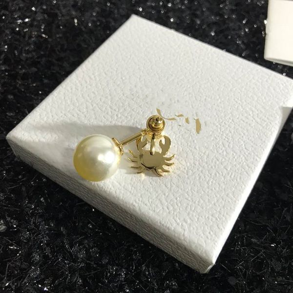 crab with constellation earrings european and american jewelry personality funny front and back ear studs ear clip earrings, Golden
crab with constellation earrings european and american jewelry personality funny front and back ear studs ear clip earrings, Golden