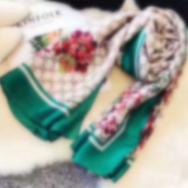 womens scarfs floral shawl wrap autumn and winter fashion silk scarves classic long shawl ring suquar woman ladies soft scarf high quality, Blue;gray
womens scarfs floral shawl wrap autumn and winter fashion silk scarves classic long shawl ring suquar woman ladies soft scarf high quality, Blue;gray