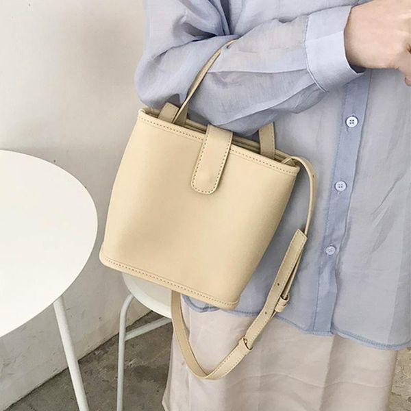 shoulder bags kpop women handbag small bag pu leather casual tote brand designer handbags female messenger crossbody black bolsa
shoulder bags kpop women handbag small bag pu leather casual tote brand designer handbags female messenger crossbody black bolsa