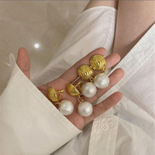dangle & chandelier tarcliy vintage geometric irregular metal texture round earring commuter style imitation pearl women fashion jewelry, Silver
dangle & chandelier tarcliy vintage geometric irregular metal texture round earring commuter style imitation pearl women fashion jewelry, Silver