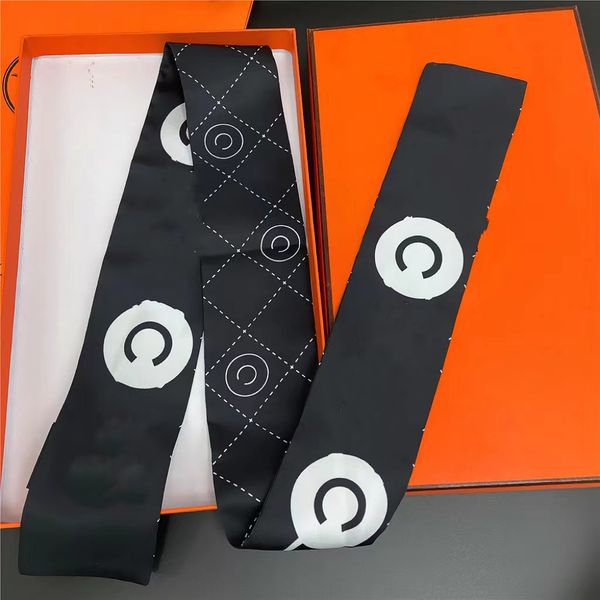 scarves 2022 luxury brand women's fashion scarves designer headband classic handbag scarf silk material size 8*120cm, Blue;gray
scarves 2022 luxury brand women's fashion scarves designer headband classic handbag scarf silk material size 8*120cm, Blue;gray