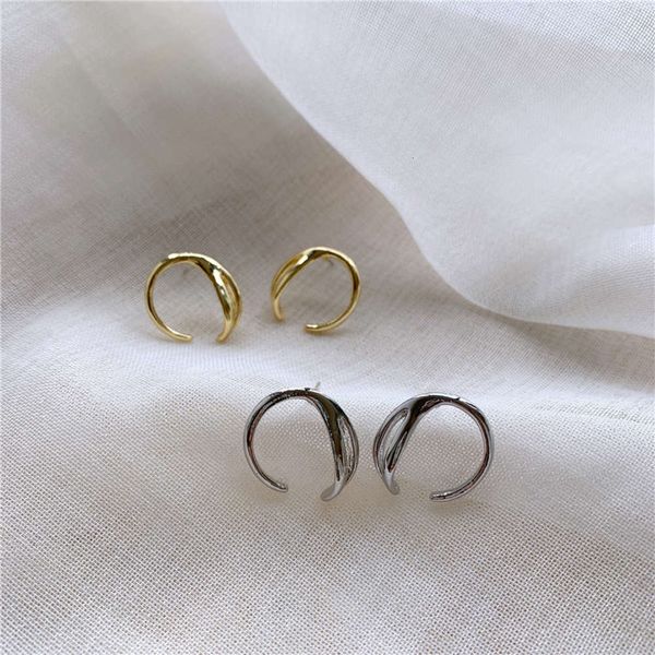 hbp fashion geometric arc plating, real gold, simple cold air, 2021 tiktok, s925 silver pin earring girl
hbp fashion geometric arc plating, real gold, simple cold air, 2021 tiktok, s925 silver pin earring girl