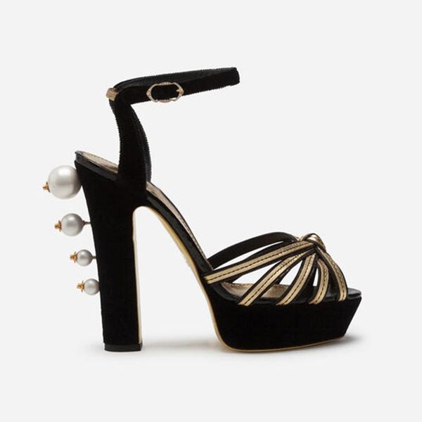 dress shoes lady casual fashion designer pumps women black suede real leather strappy studded pearls platform high heels sandals
dress shoes lady casual fashion designer pumps women black suede real leather strappy studded pearls platform high heels sandals