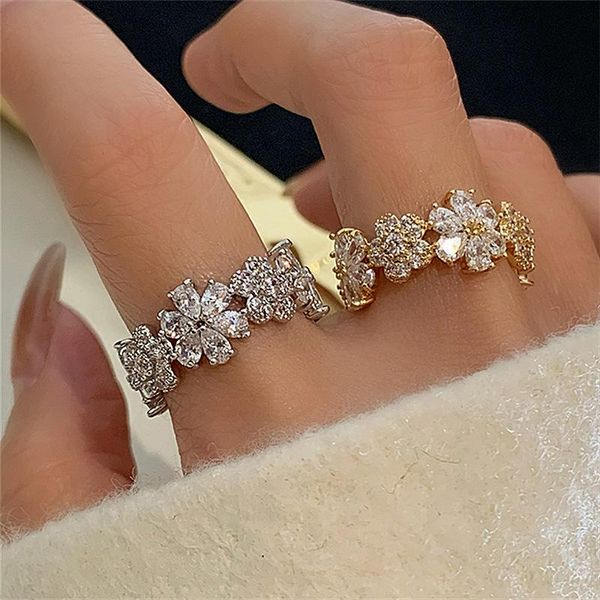 wedding rings ins full diamond flower ring simple personality temperament micro-inlaid zircon index finger jewelry for women engagement gift, Slivery;golden
wedding rings ins full diamond flower ring simple personality temperament micro-inlaid zircon index finger jewelry for women engagement gift, Slivery;golden