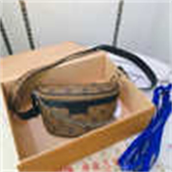 female cross m6009 retro whip waist chest brand handbags iconic handles shoulder bags totes designer body bag clutches luxury evening
female cross m6009 retro whip waist chest brand handbags iconic handles shoulder bags totes designer body bag clutches luxury evening