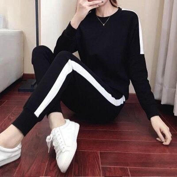 autumn loose women tracksuits women long sleeve sweatshirt fashion ankle-length pants 2pcs/set, Gray
autumn loose women tracksuits women long sleeve sweatshirt fashion ankle-length pants 2pcs/set, Gray