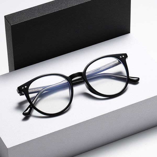 designer sun new blue light proof korean version tr90 men's and women's same glasses frame insert flat lens 60204, White;black
designer sun new blue light proof korean version tr90 men's and women's same glasses frame insert flat lens 60204, White;black