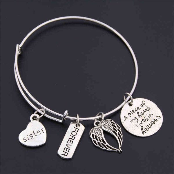 1pc memorial bangle loss of mom daughter grandma sister dad remembrance adjustable bracelet sympathy gift jewelry, Golden;silver
1pc memorial bangle loss of mom daughter grandma sister dad remembrance adjustable bracelet sympathy gift jewelry, Golden;silver