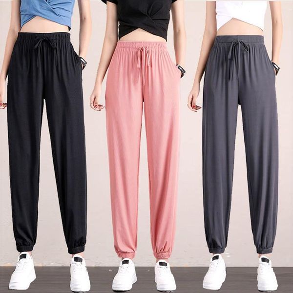 pantalones deportivos de seda women capris hielo para mujer, calzas informales holgadas talla grande, individual traje, Black;white
pantalones deportivos de seda women capris hielo para mujer, calzas informales holgadas talla grande, individual traje, Black;white