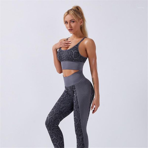 yoga outfits 2 piece seamless gym clothing set fitness workout sets for women athletic legging women's sportswear suit a0151, White;red
yoga outfits 2 piece seamless gym clothing set fitness workout sets for women athletic legging women's sportswear suit a0151, White;red