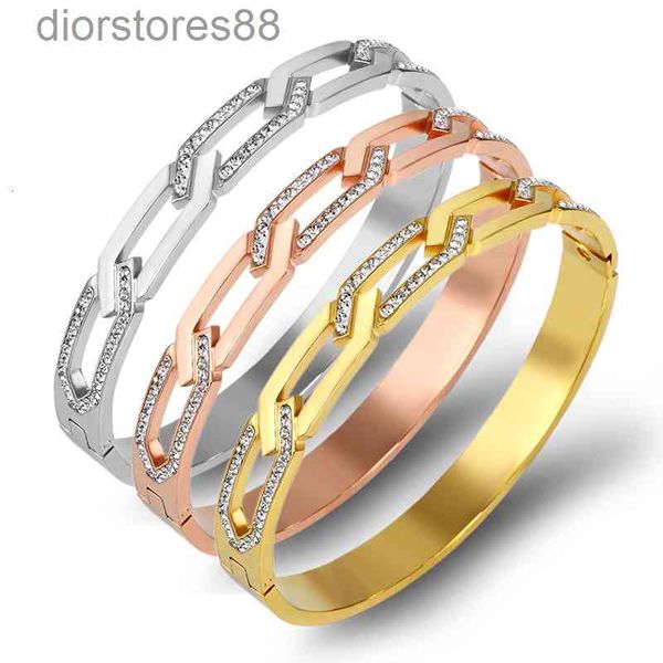 bangles bracelet popular titanium steel chain women's and low price stainless sticky white mud full drill buckle, Black
bangles bracelet popular titanium steel chain women's and low price stainless sticky white mud full drill buckle, Black