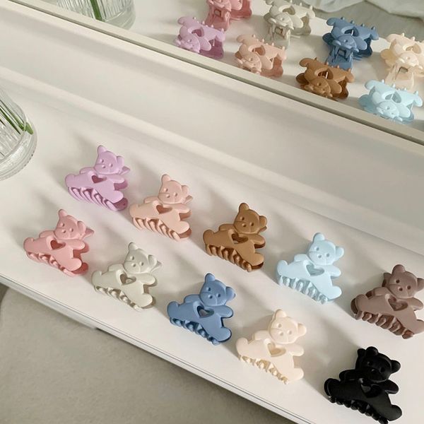 length 5.5 cm hollow out heart bear shape hair clamps korean girls plastic animal model hair claw clips women scrunchies ponytail hairpins b, Slivery;golden
length 5.5 cm hollow out heart bear shape hair clamps korean girls plastic animal model hair claw clips women scrunchies ponytail hairpins b, Slivery;golden