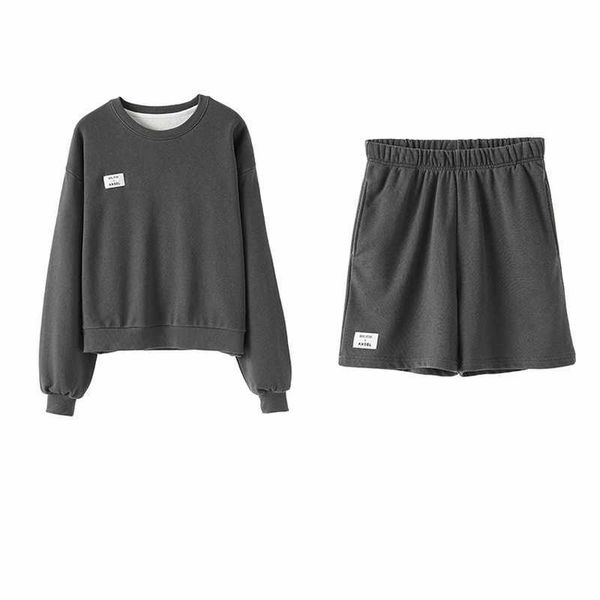 casual sports suit women's spring autumn o-neck sweatshirt high waist shorts female tracksuits two-piece set 210607, White
casual sports suit women's spring autumn o-neck sweatshirt high waist shorts female tracksuits two-piece set 210607, White