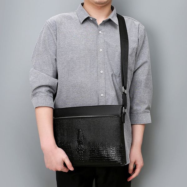 wholesale factory mens shoulder bags with cowhide business briefcase horizontal large capacity leather storage wallet black crocodile men en
wholesale factory mens shoulder bags with cowhide business briefcase horizontal large capacity leather storage wallet black crocodile men en