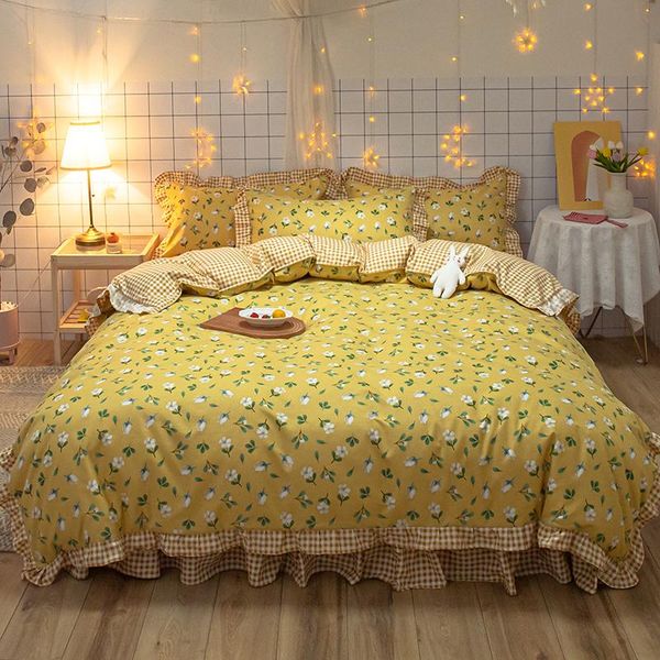 korean yellow bedclothes luxury duvet cover set romantic lace girls princess quilts cover full single flowers bedding sets
korean yellow bedclothes luxury duvet cover set romantic lace girls princess quilts cover full single flowers bedding sets