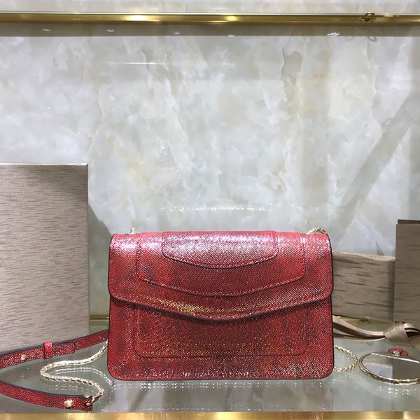 2021 latest style shoulder bag 38102 serpent red imported soft cowhide material lamb skin inside enamel buttons take charm and attractive, Black
2021 latest style shoulder bag 38102 serpent red imported soft cowhide material lamb skin inside enamel buttons take charm and attractive, Black