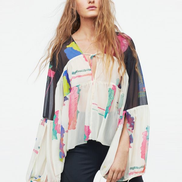 2021 new long sleeve deep v ncek women blouse shirt summer chiffon floral print blouses oversize casual blusa 4g5a, Black;brown
2021 new long sleeve deep v ncek women blouse shirt summer chiffon floral print blouses oversize casual blusa 4g5a, Black;brown