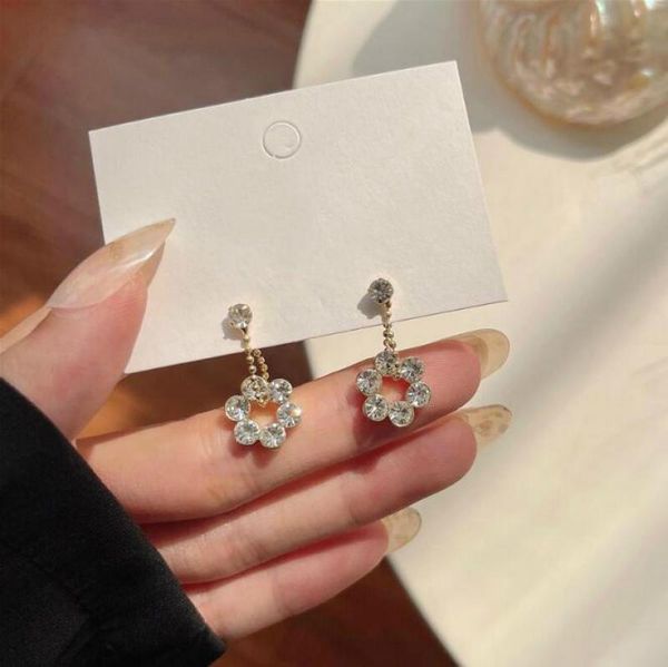 dangle & chandelier fashion sweet zircon flower drop earring exquisite elegant valentine's day jewelry, Silver
dangle & chandelier fashion sweet zircon flower drop earring exquisite elegant valentine's day jewelry, Silver