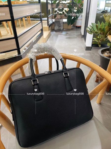 mens briefcase classica aktentasche lapbags fashion street retro computer bag borsello uomo sacoche men messenger
mens briefcase classica aktentasche lapbags fashion street retro computer bag borsello uomo sacoche men messenger
