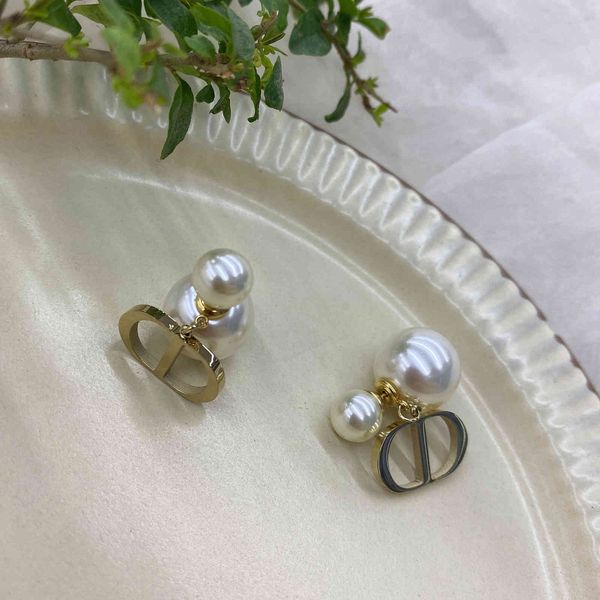 design jewelry korean version not easy to fade simple net red same size pearl letter gold classic earrings, Golden
design jewelry korean version not easy to fade simple net red same size pearl letter gold classic earrings, Golden