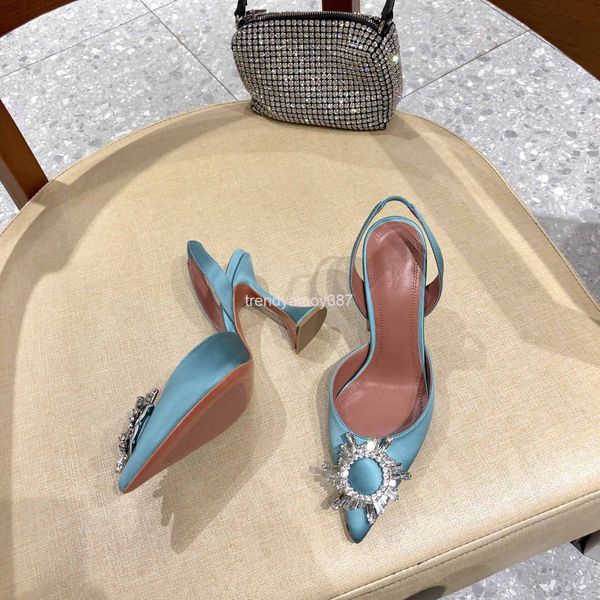 dress shoes summer wine glass with sandals fashion single shoe pointed diamond sunflower high heeled women's shoes, Black
dress shoes summer wine glass with sandals fashion single shoe pointed diamond sunflower high heeled women's shoes, Black