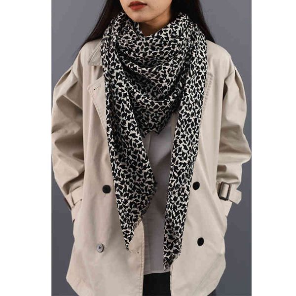 scarves autumn and winter pure wool large size leopard point black white warm air conditioning room scarf shawl square scarf, Blue;gray
scarves autumn and winter pure wool large size leopard point black white warm air conditioning room scarf shawl square scarf, Blue;gray