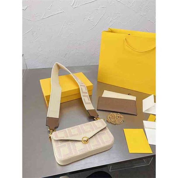 2021 broidered canvas chain single shoulder messenger hand holding envelope bag wide shoulder strap women's stor luxuryss designerss yw
2021 broidered canvas chain single shoulder messenger hand holding envelope bag wide shoulder strap women's stor luxuryss designerss yw