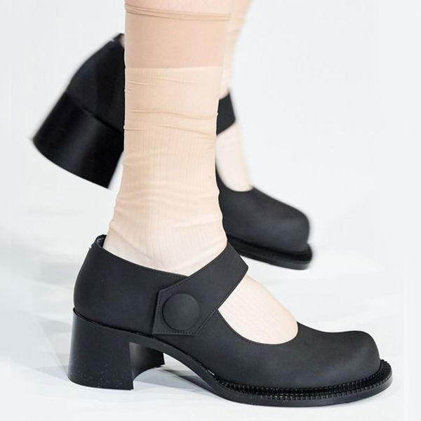 dress shoes luxury brand of vintage stylish thick heels lady wear fashion show summer shoes mary jane bombs vi22, Black
dress shoes luxury brand of vintage stylish thick heels lady wear fashion show summer shoes mary jane bombs vi22, Black