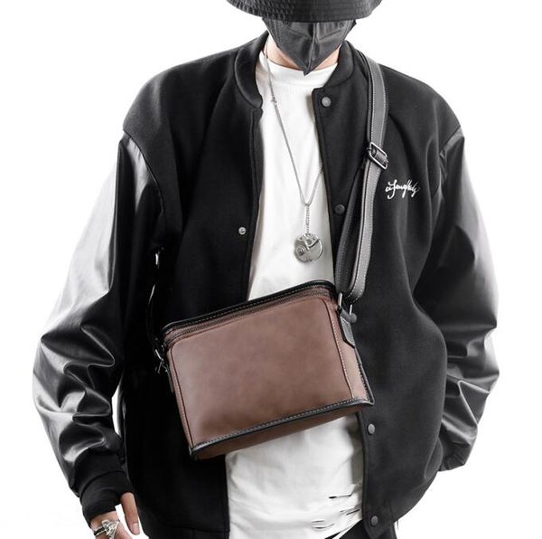 wholesale men leathers shoulder bag business printing fashion briefcase street popular polka dot backpack outdoor waterproof cross contrast
wholesale men leathers shoulder bag business printing fashion briefcase street popular polka dot backpack outdoor waterproof cross contrast