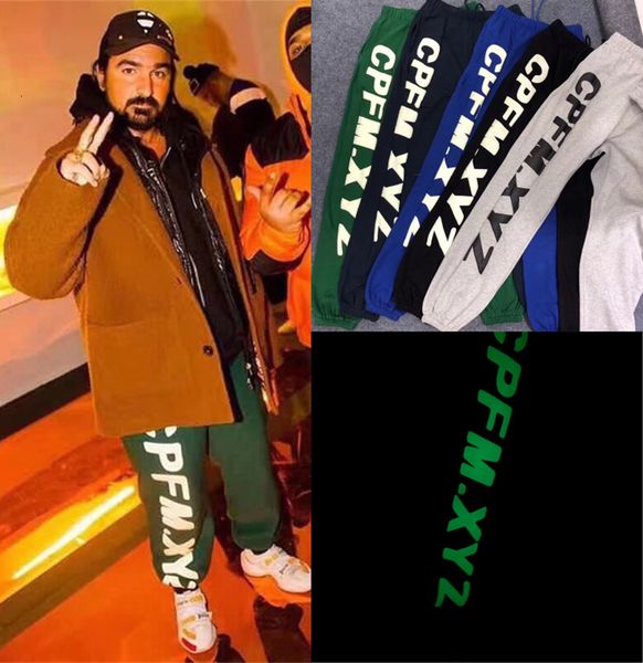 2021 new 19ss kanye oeste crianas ver cpfm xye mulheres dos homens 1:1 calas reflexivas de alta qualidade com cordo joggers sweatpants y984, Black
2021 new 19ss kanye oeste crianas ver cpfm xye mulheres dos homens 1:1 calas reflexivas de alta qualidade com cordo joggers sweatpants y984, Black