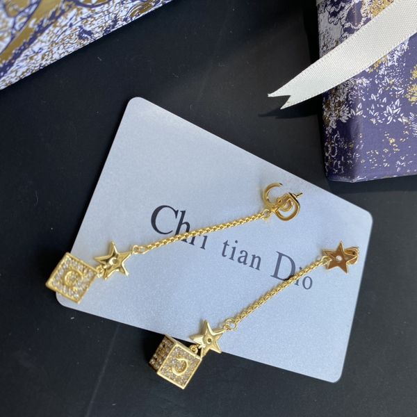 design jewelry dice square same material 925 silver needle classic tassel earrings fashion net red
design jewelry dice square same material 925 silver needle classic tassel earrings fashion net red