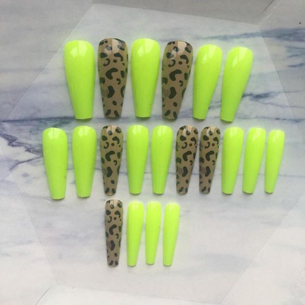 false nails 20pcs/set good ductility colorful quick building diy full cover coffin fake for manicure, Red;gold
false nails 20pcs/set good ductility colorful quick building diy full cover coffin fake for manicure, Red;gold