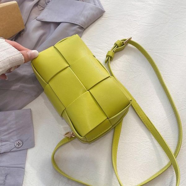 evening bags 2021 fashion vintage weave kiwi green armpit bag pu leather women's designer handbag travel shoulder messenger
evening bags 2021 fashion vintage weave kiwi green armpit bag pu leather women's designer handbag travel shoulder messenger