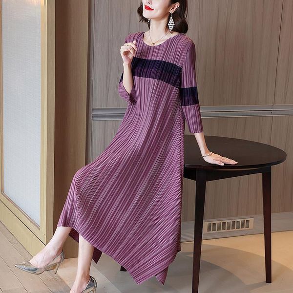 casual dresses for women 2021plus size autumn color patchwork elastic loose miyake pleated round neck three quarter sleeve dress, Black;gray
casual dresses for women 2021plus size autumn color patchwork elastic loose miyake pleated round neck three quarter sleeve dress, Black;gray