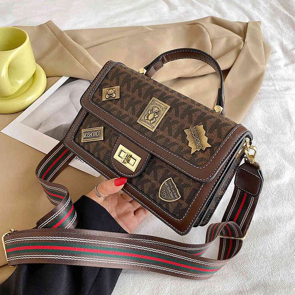 women's bag 2021 fashion messenger summer personality light luxury small square contrast color pu car sewing s street
women's bag 2021 fashion messenger summer personality light luxury small square contrast color pu car sewing s street
