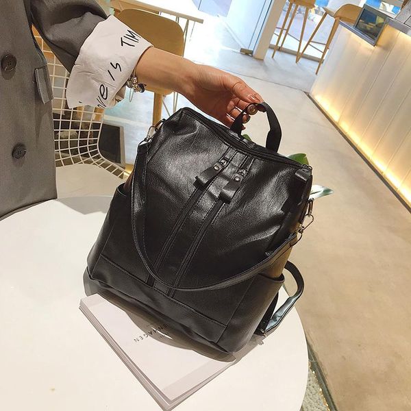 outdoor bags 2021 spring fashion oil leather shoulder bag ladies casual women 
outdoor bags 2021 spring fashion oil leather shoulder bag ladies casual women