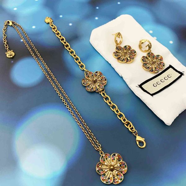 2021 new colored diamond flower earrings women's net red double earrings flower necklace bracelet, Black
2021 new colored diamond flower earrings women's net red double earrings flower necklace bracelet, Black