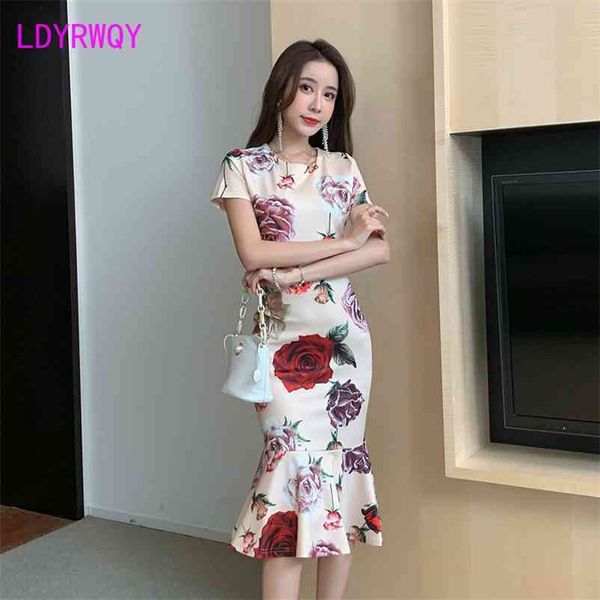 ldyrwqy summer style female skirt printed fishtail slim flower tight-fitting hip dress office lady knee-length 210603, Black;gray
ldyrwqy summer style female skirt printed fishtail slim flower tight-fitting hip dress office lady knee-length 210603, Black;gray