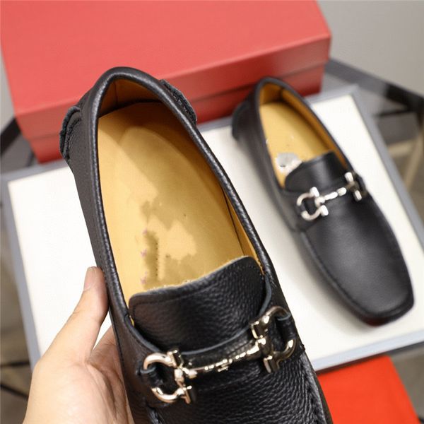 luxury men loafers shoes gold metal cap leather designer men dress shoes flats slip-on casual men party shoes zapatos hombre, us12, Black
luxury men loafers shoes gold metal cap leather designer men dress shoes flats slip-on casual men party shoes zapatos hombre, us12, Black