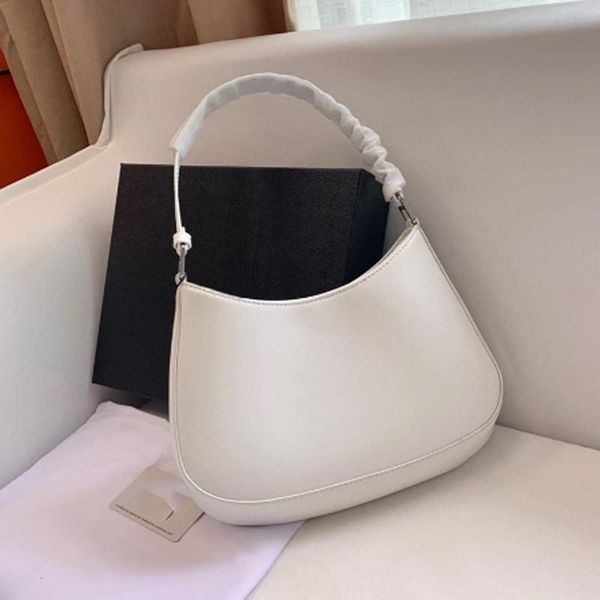 evening bags 2021 lady cleo bright leather one shoulder portable women's underarm bag
evening bags 2021 lady cleo bright leather one shoulder portable women's underarm bag