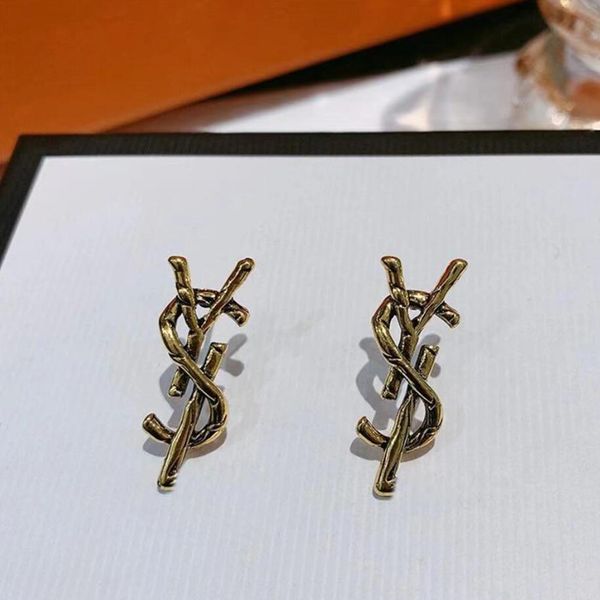 womens designer earrings ear stud designers brand 18k gold plated letters fashion women temperament earring wedding party jewerlry classic s, Golden;silver
womens designer earrings ear stud designers brand 18k gold plated letters fashion women temperament earring wedding party jewerlry classic s, Golden;silver