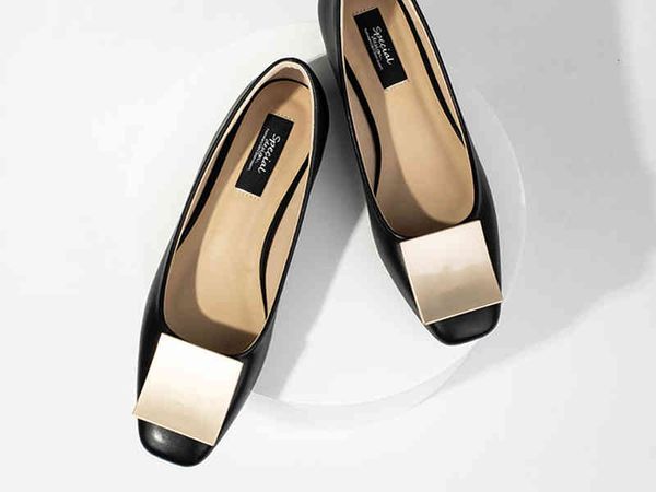dress shoes formal casual shoes 2021 summer shallow mouth single product fashion all-match thick heel high heels trendy pointed fe, Black
dress shoes formal casual shoes 2021 summer shallow mouth single product fashion all-match thick heel high heels trendy pointed fe, Black