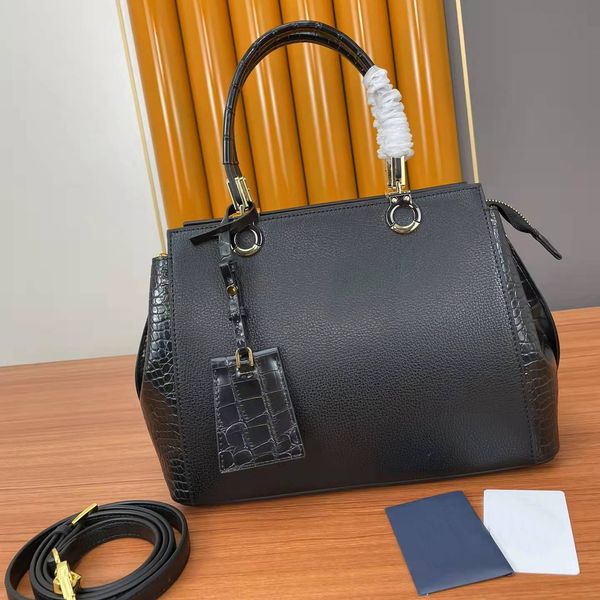 tote handbag shoulder bags luxury designer women's fashion leather handbag shopping bag wholesale 5-color removable shoulders belt
tote handbag shoulder bags luxury designer women's fashion leather handbag shopping bag wholesale 5-color removable shoulders belt