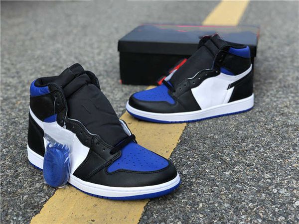 genuine jumpman 1 men's basketball shoes blue black and white color high-sports shoelaces shoebox full size 40.5--46
genuine jumpman 1 men's basketball shoes blue black and white color high-sports shoelaces shoebox full size 40.5--46