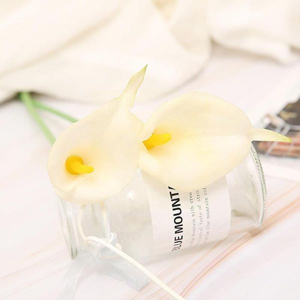 decorative flowers & wreaths 4pcs white artificial latex calla lily for garden bridal decor flower wedding bouquet home decoration h o2u5
decorative flowers & wreaths 4pcs white artificial latex calla lily for garden bridal decor flower wedding bouquet home decoration h o2u5