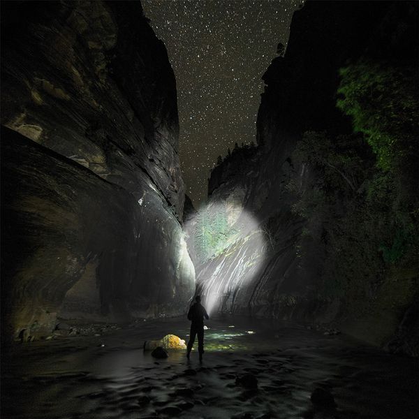 simple creative led flashlight color temperature 8000-12000k super bright torch powered by 4 aa batteries for home outdoor
simple creative led flashlight color temperature 8000-12000k super bright torch powered by 4 aa batteries for home outdoor