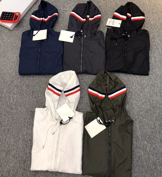 designer mens jacket clothing brand sunscreen bomber hoodie jacket europe and american style outerwear coat fashion men casual street coats, Black;brown
designer mens jacket clothing brand sunscreen bomber hoodie jacket europe and american style outerwear coat fashion men casual street coats, Black;brown